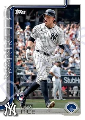 PŘEDPRODEJ - 2025 Topps Series 1 Baseball Hobby Box